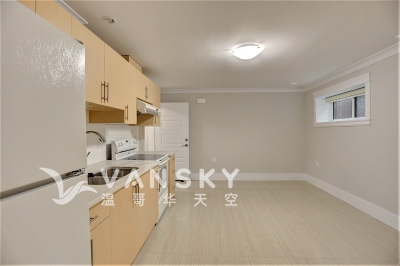 260421131124_2 lower 2bd kitchen living.jpeg